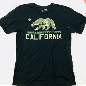 California graphic black short sleeve tee sz L